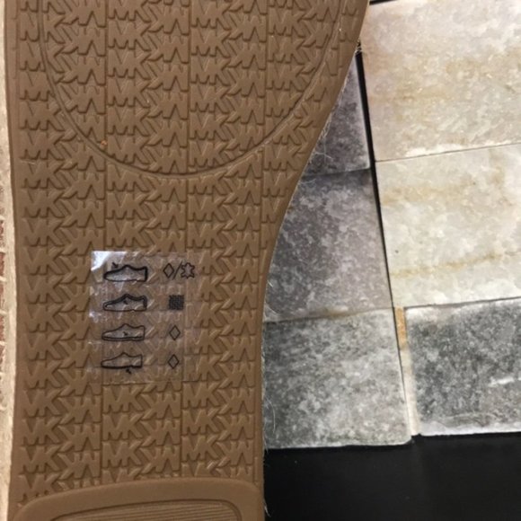 MICHAEL Michael Kors Kendrick Espadrilles - Picture 14 of 14